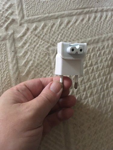 Fiche adaptateur prise secteur
