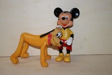 Lot de deux figurines vintages mickey et Pluto Walt Disney productions Hong Kong