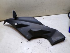 carenage avant haut gauche