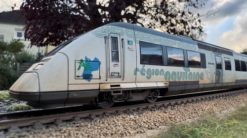 Autorail patiné 72500 - x, dcc
