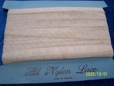 Belle dentelle ancienne