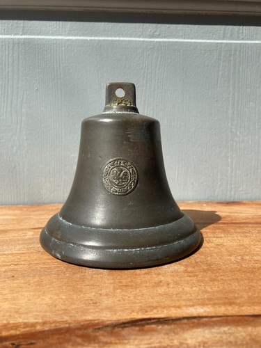 Grande cloche bronze - en,