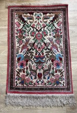 Tapis Persan En Soie Noué