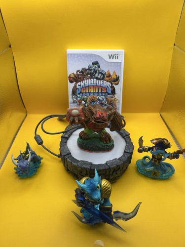 R1092 lot figurines skylanders - figurines,