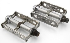 Pédales LYOTARD ancienne