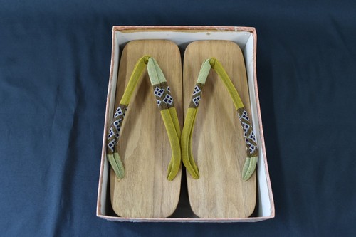 Sandales japonaises vintage
