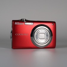 Nikon Coolpix S3000 Digital