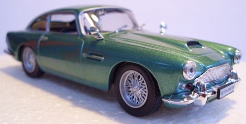 Agostini aston martin - d,
