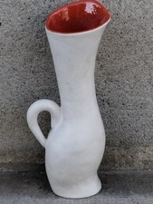 sculpture vase pichet design