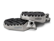 JEU DE REPOSE-PIEDS AKRAPOVIC