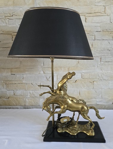 Lampe table cheval - de,