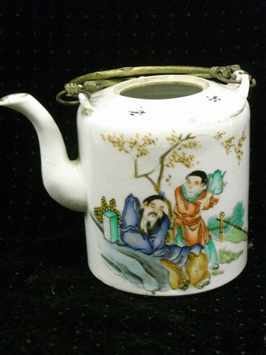 Antique porcelain - ,
