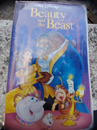 Walt disney classic beauty - disney, classic:
