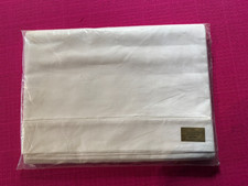 Drap vintage mais neuf en