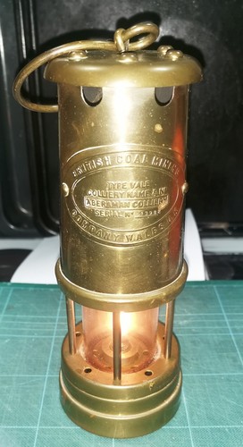Lampe mineur britannique - lampe,