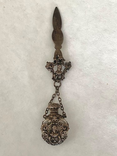 Superbe chatelaine avec - avec, sa