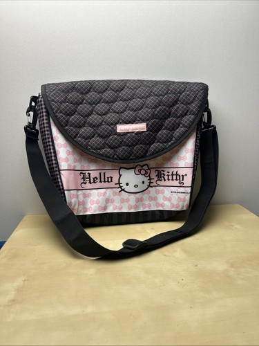 Tupperware hello kitty carry - tupperware,