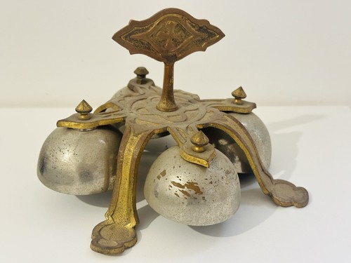 Cloche clochette autel - cloche,
