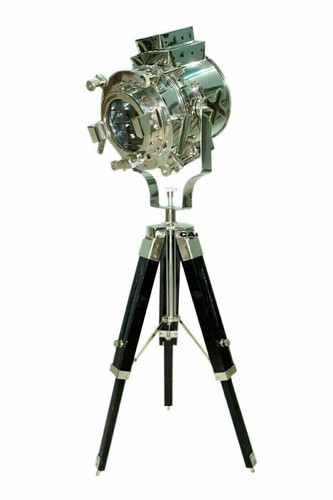 Ancien projecteur marin