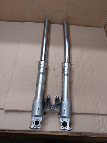 Paire tube fourche origine - paire,