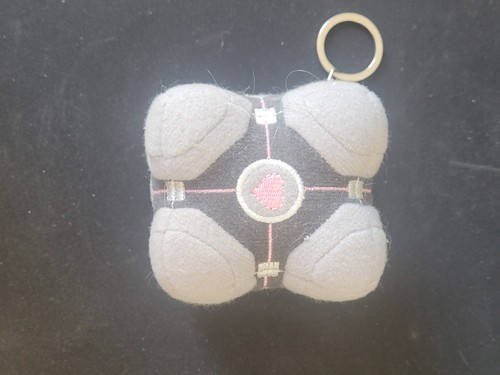 Critters companion cube - companion,