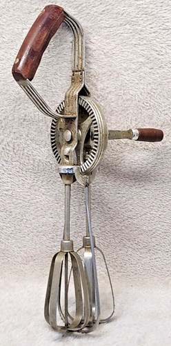 Ancien batteur oeuf - ancien, a