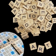 100 Bois Tuiles Noir Lettres