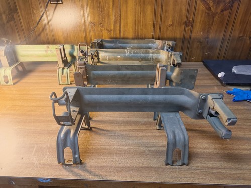 Unimog 404 dash rifle holder - dash,