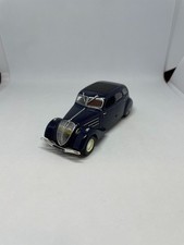 Miniature Peugeot 402 B 1/43