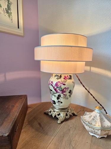 Lampe pied porcelaine - en,