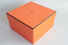 HERMES Boite carton orange