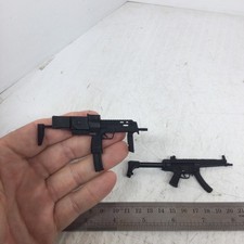 1/6 SCALE LOT OF (2) DRAGON