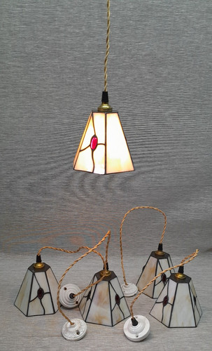 Lustre suspension vitrail - un,