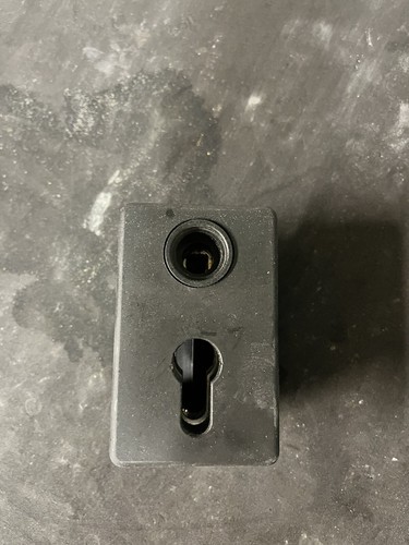 Serrure pour porte garage - porte,