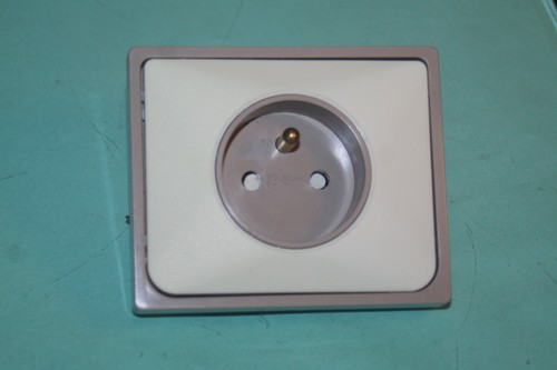 Arnould 1001 prise - ,
