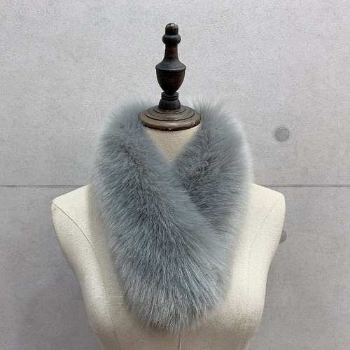 Faux renard peluche écharpe