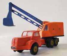 BERLIET TRACTOR TBO 15 GREEN AND MECHANICAL SHOVEL NOREV BLUE PLASTIC SEE CONDITION