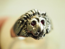 BAGUE CHEVALIERE ANCIENNE