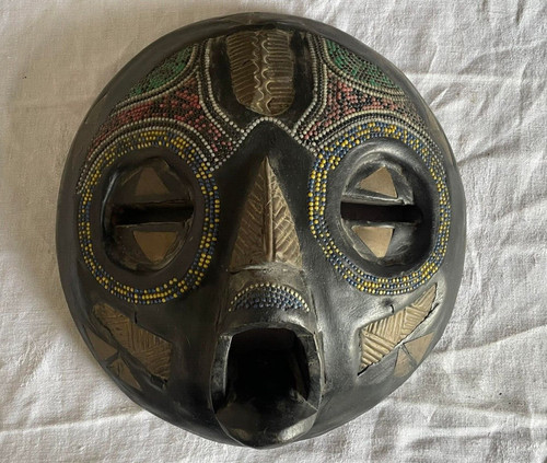 Ancien masque traditionnel - masque,