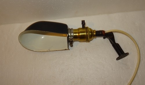 Ancienne petite lampe - ancienne,