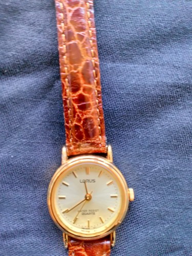 Lot vintage femme montre lorus - femme,