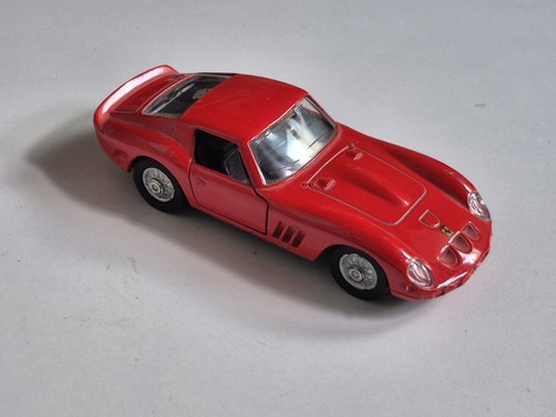 Voiture miniature ferrari - voiture,