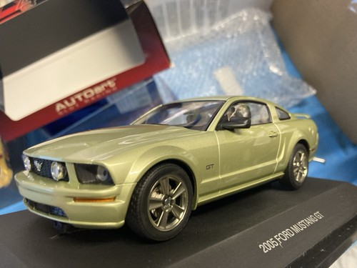 Ford mustang gt - 1/24,