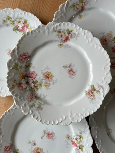 Lot assiettes anciennes - 1,