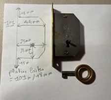 Serrure ancienne ,avec Clef