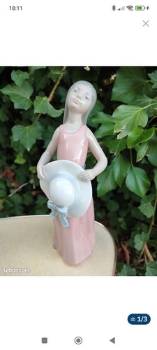 Ancienne statuette romantique - ancienne,