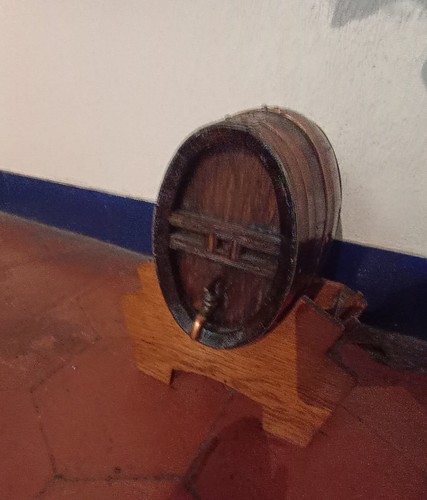 Petit tonneau liqueur - À,
