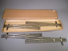 LQ557 YOKOHAMA SHINOHARA 3006 Train Ho 1/87 Paire doubles croisements 49 cm