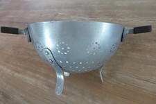 Ancienne passoire aluminium