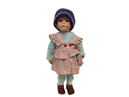 Poupée artiste porcelaine